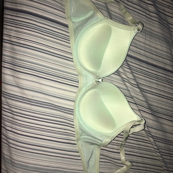 Mint green bra - Picture 2 of 2